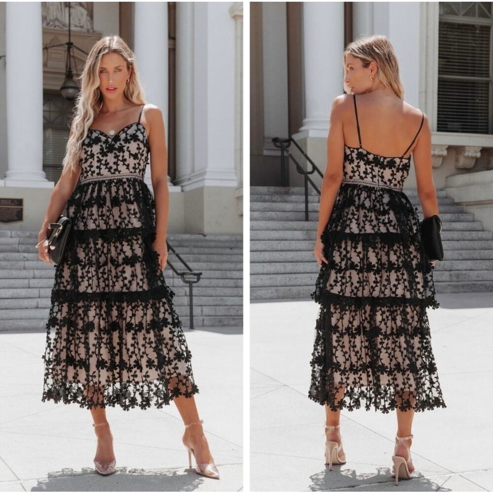 Endless Rose Lace Dress